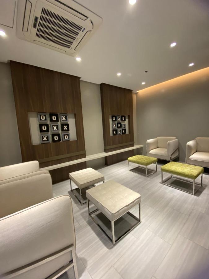 Uptown Parksuites Taguig Eksteriør bilde