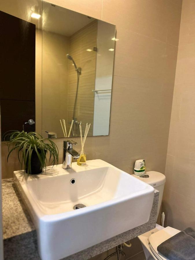 Uptown Parksuites Taguig Eksteriør bilde